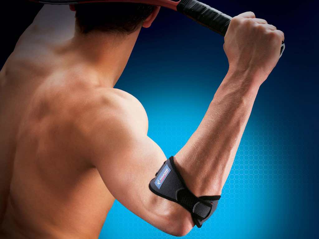 Thuasne Sport Tennisarm Elleboogbrace Aangtrokken Man